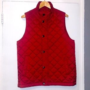 Barbour Men's Quilted Vest in Rich Red Size XL